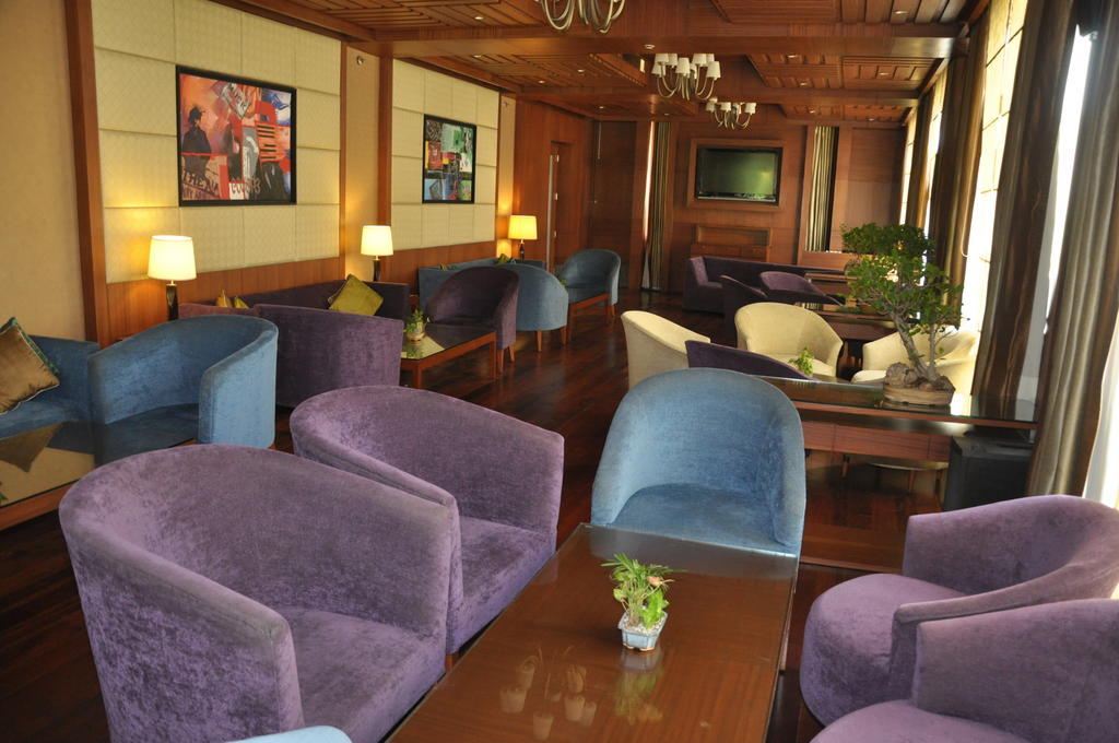 Radisson Blu Suites Gurgaon Eksteriør bilde